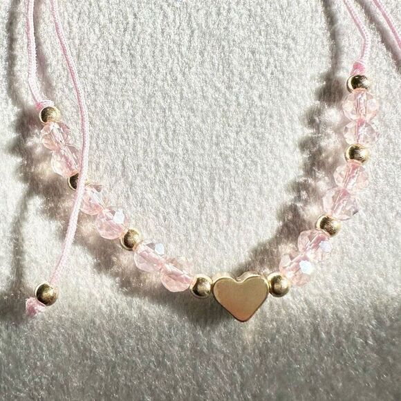 Light pink sparkly beaded gold heart friendship bracelet - Picture 2 of 2